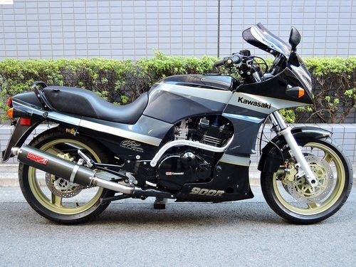 GPZ900R ( KAWASAKI ) | 東京都上野のバイク街にあるバイクショップ ゼータワン（ZETA-ONE）