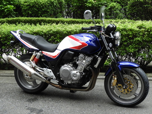 ホンダ CB400SF-VTEC　Revo (67.8万円)